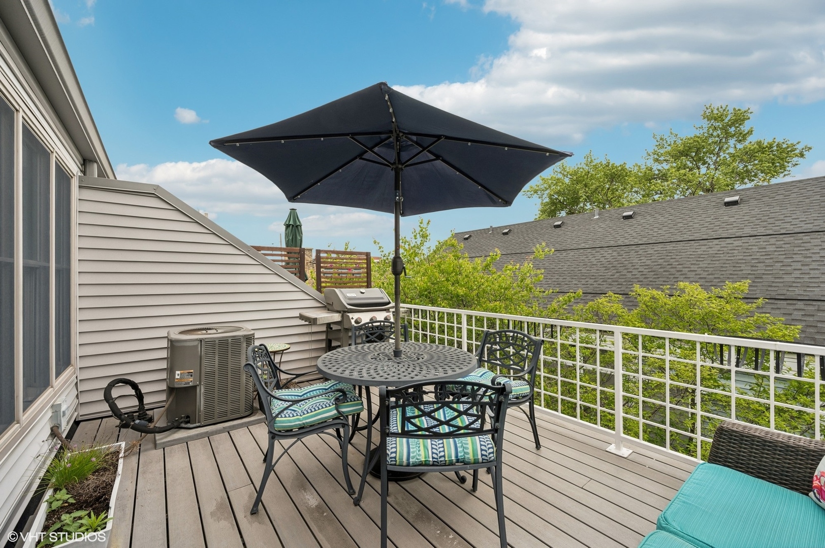 3401 N Janssen Avenue Unit: F