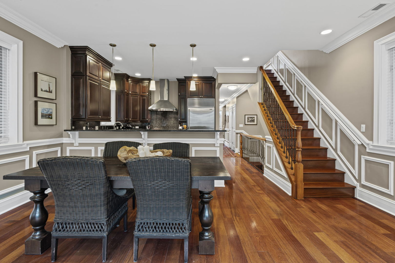 718 W Aldine Avenue Unit: 3