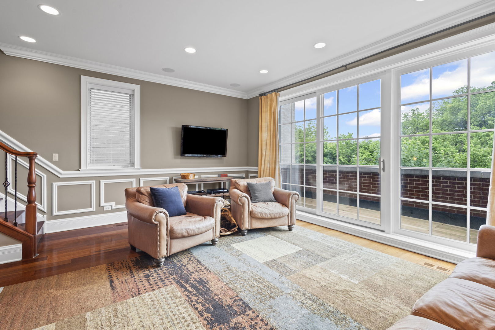 718 W Aldine Avenue Unit: 3