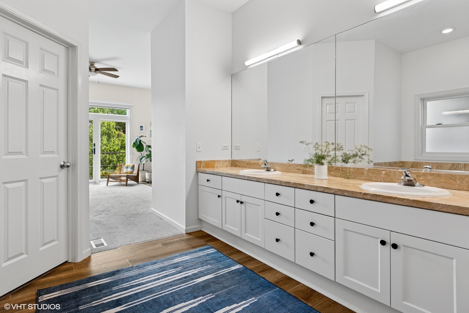 2139 W Roscoe Street Unit: 3E