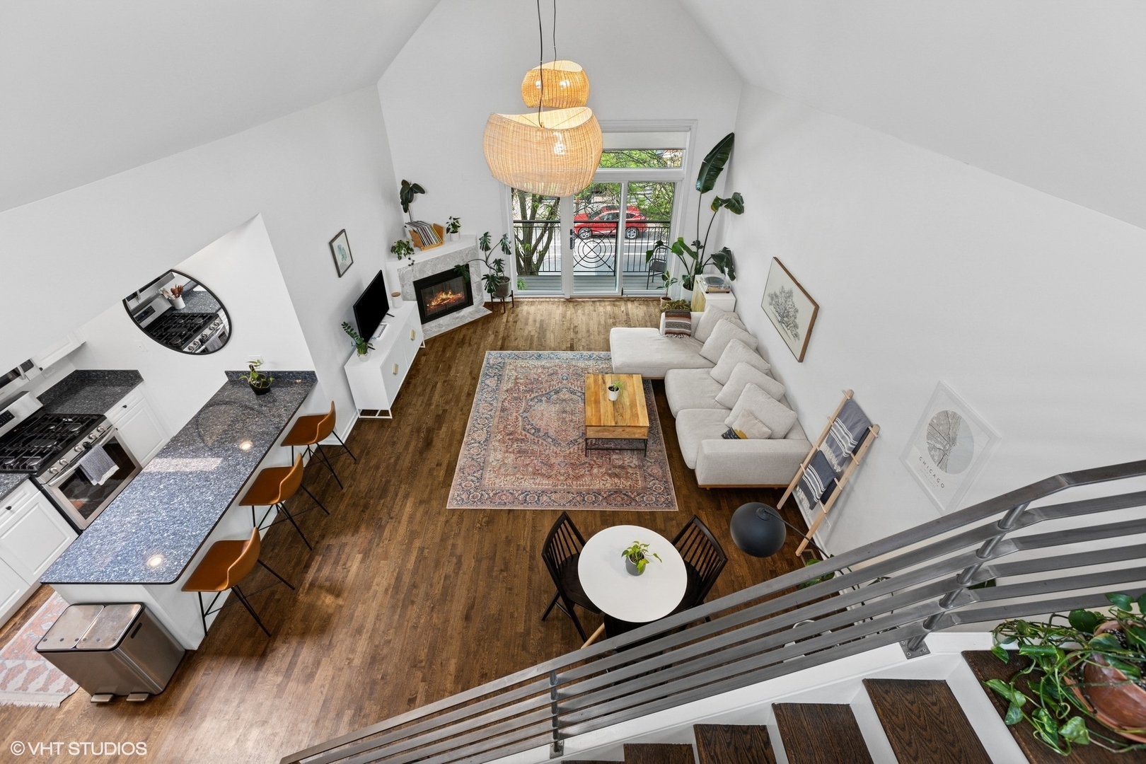 2139 W Roscoe Street Unit: 3E