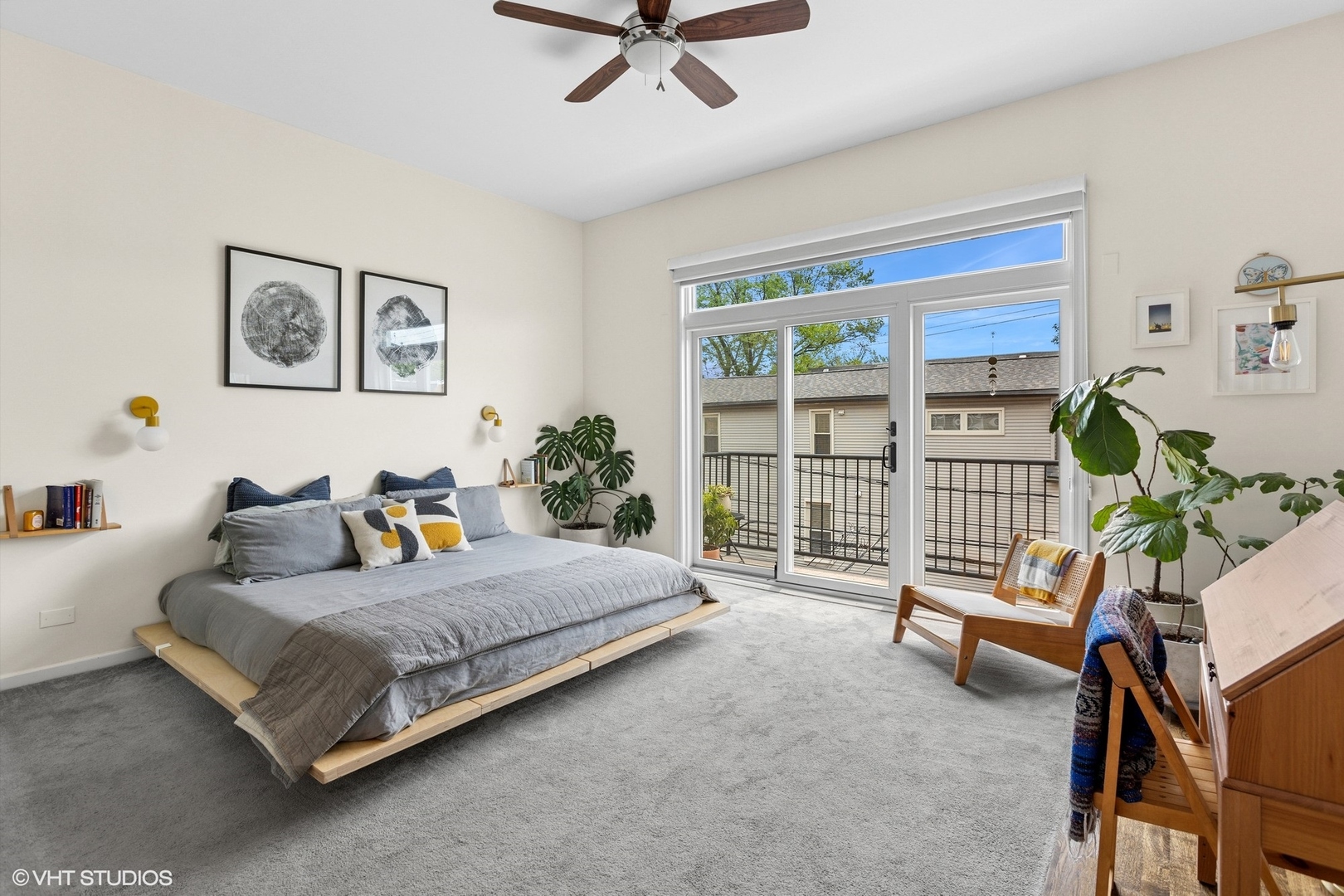 2139 W Roscoe Street Unit: 3E