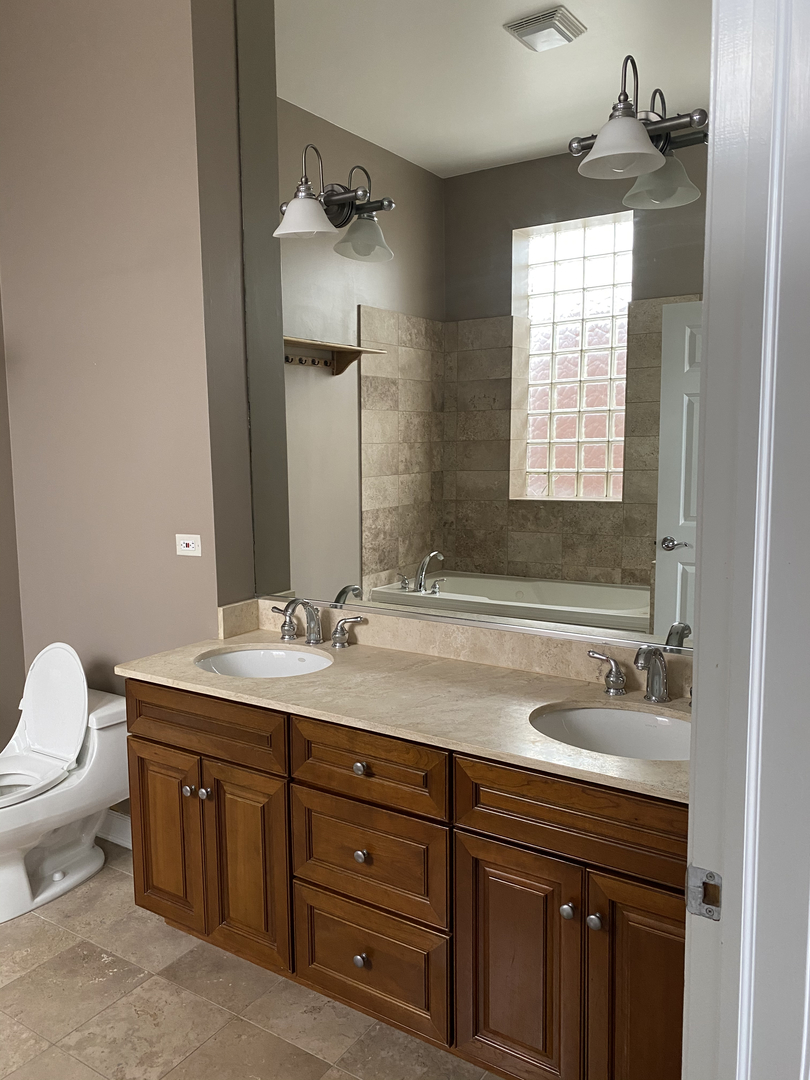 838 W ARMITAGE Avenue Unit: 3E