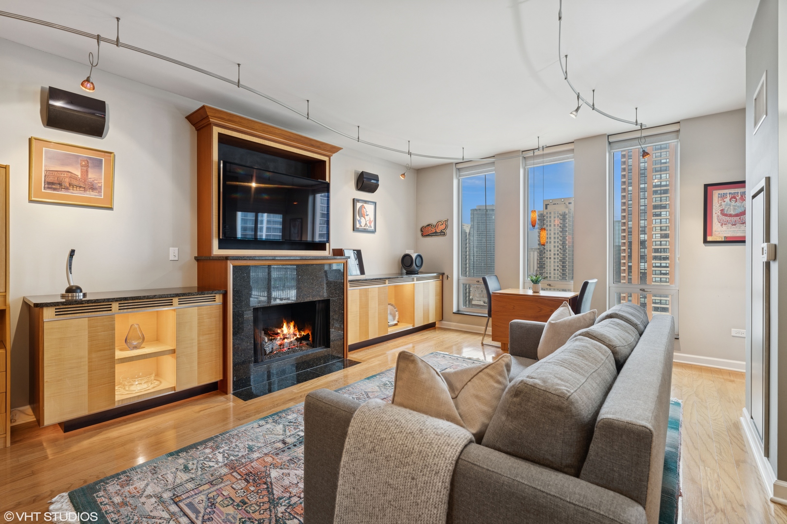 1250 S Michigan Avenue Unit: 2203
