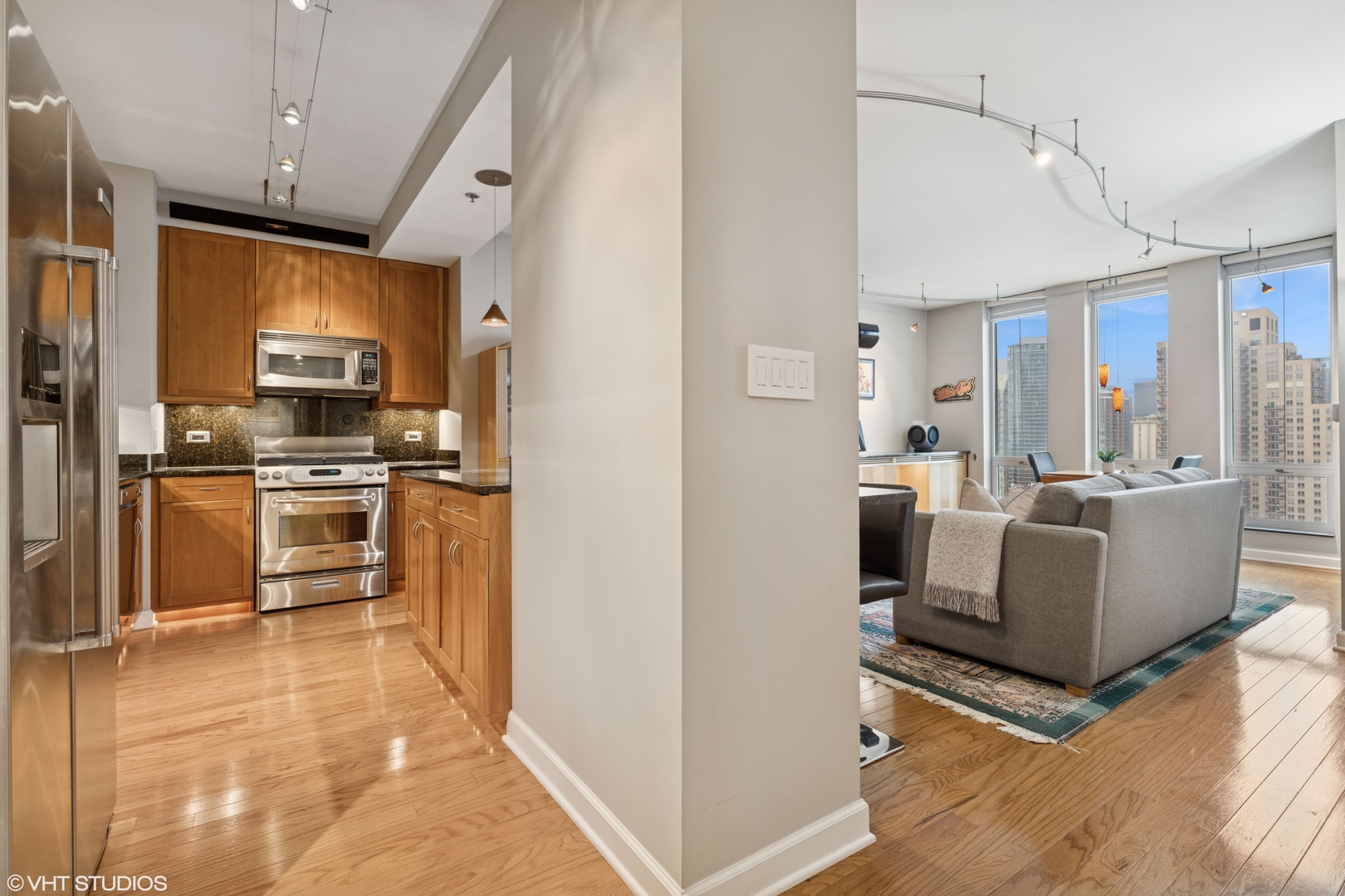 1250 S Michigan Avenue Unit: 2203