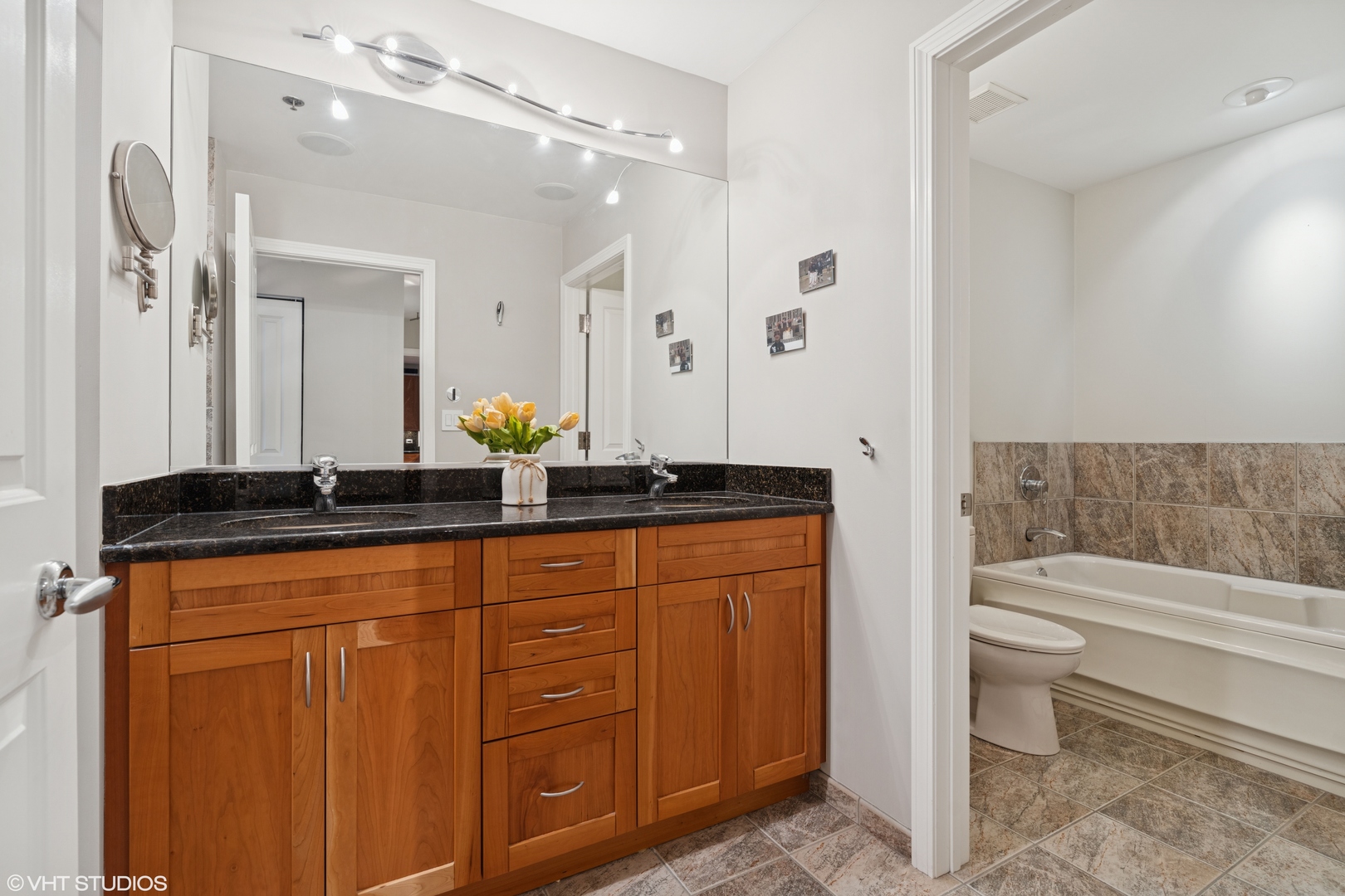 1250 S Michigan Avenue Unit: 2203