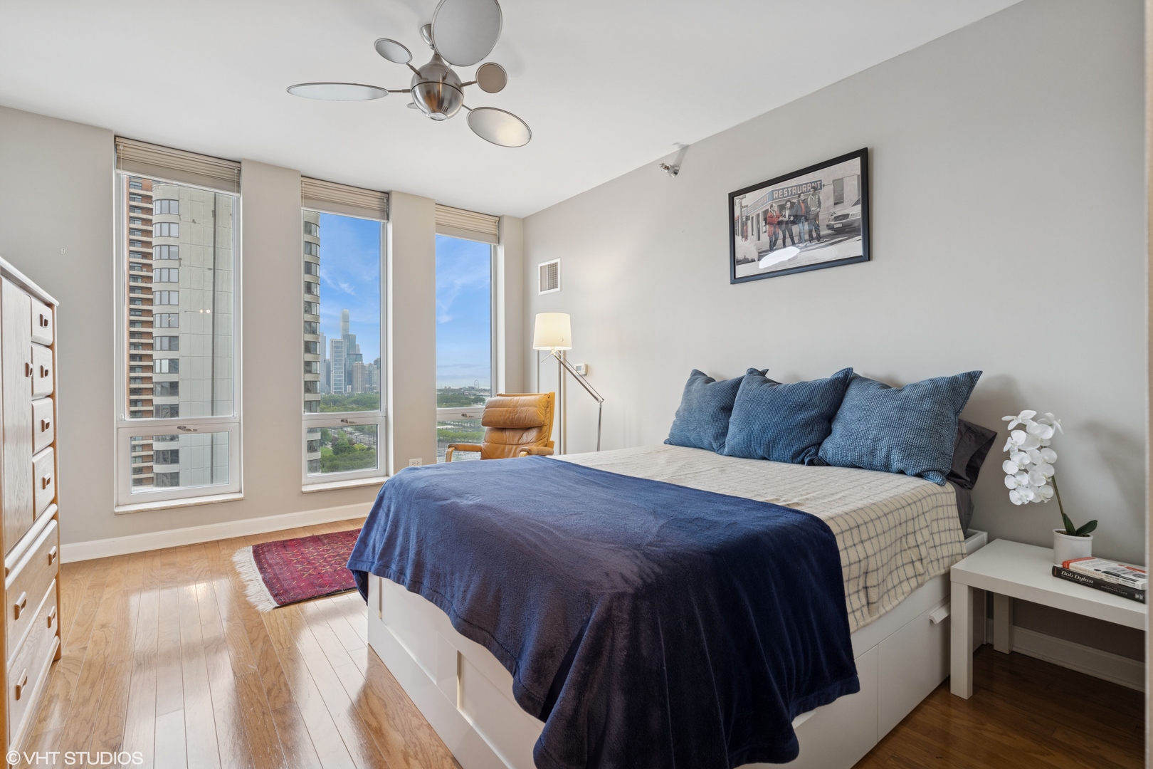 1250 S Michigan Avenue Unit: 2203