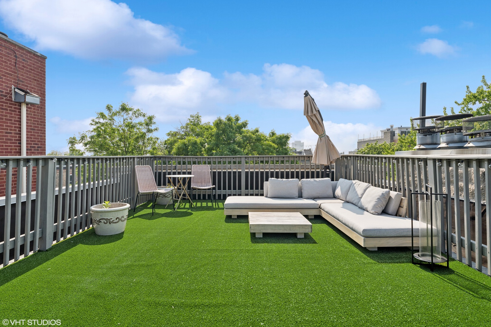 1051 N Hermitage Avenue Unit: 3