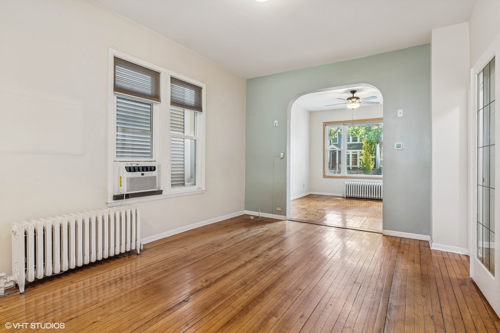 3809 N Hermitage Avenue