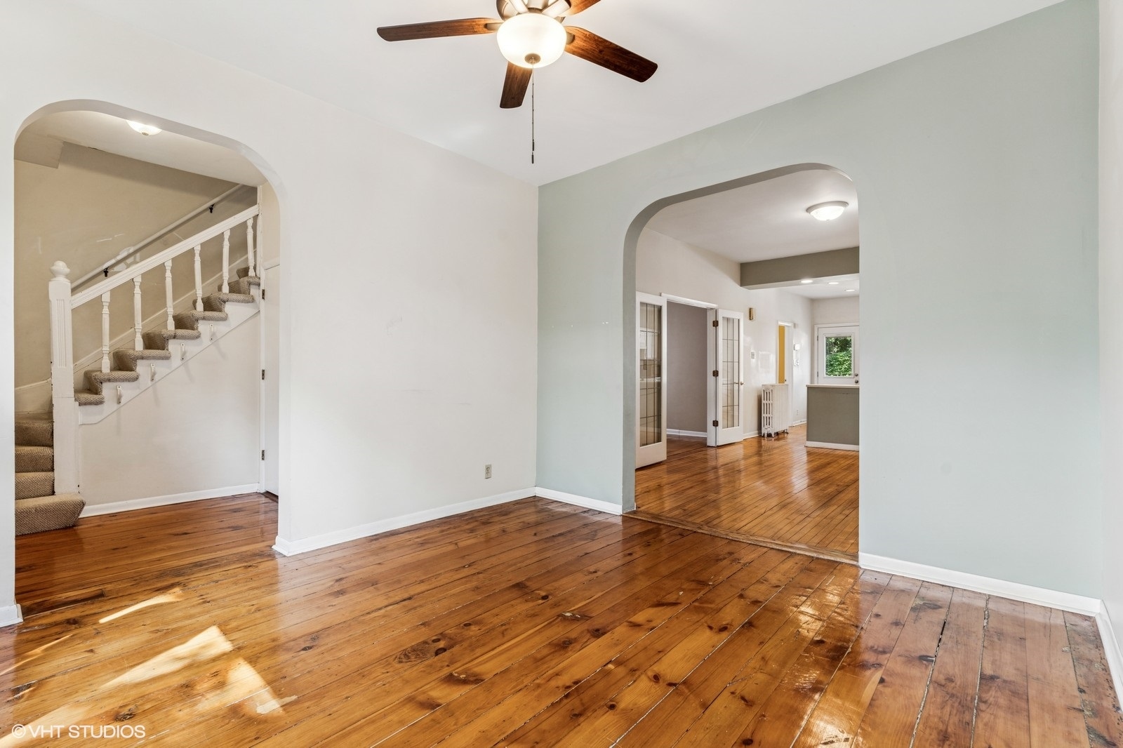 3809 N Hermitage Avenue