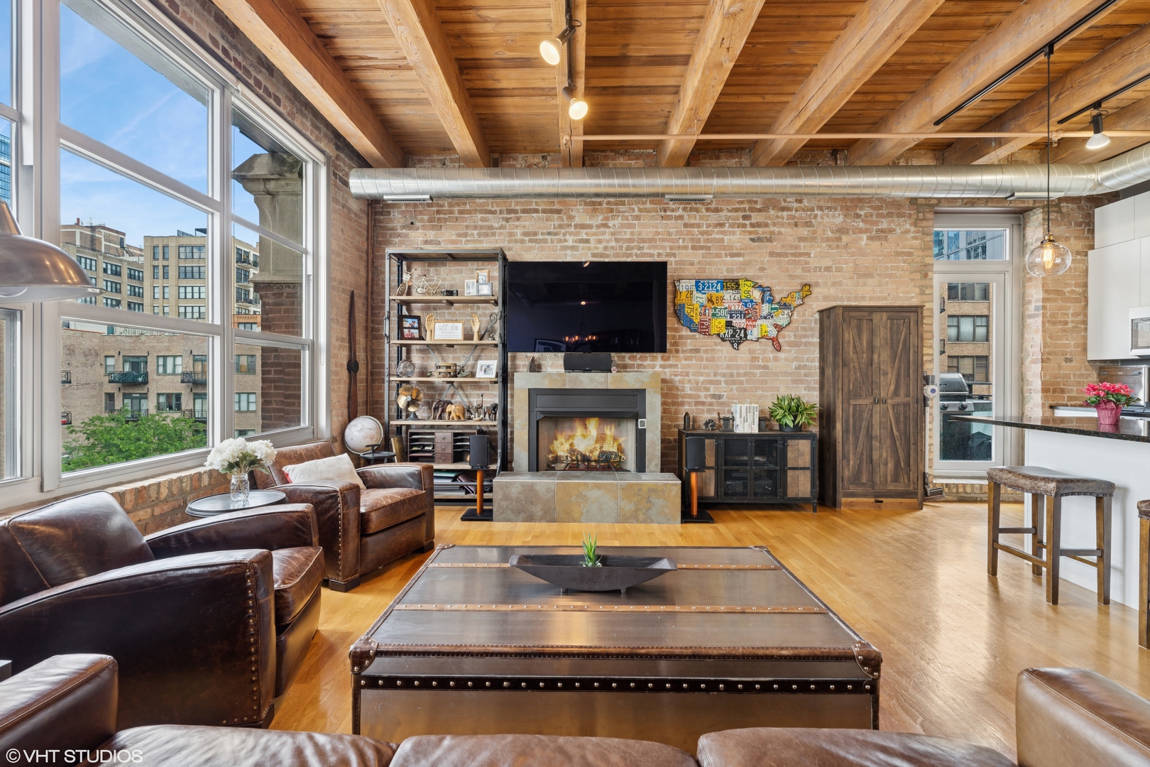 333 S Desplaines Street Unit: 606