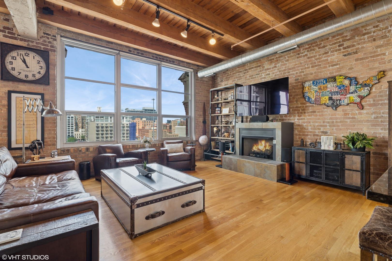 333 S Desplaines Street Unit: 606