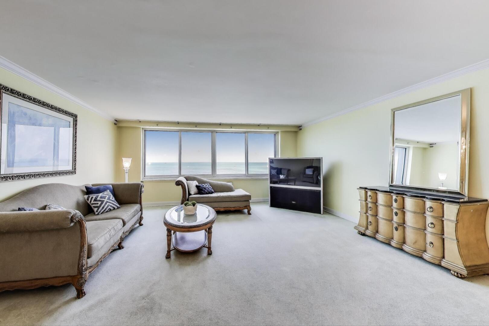 1440 N Lake Shore Drive Unit: 16E