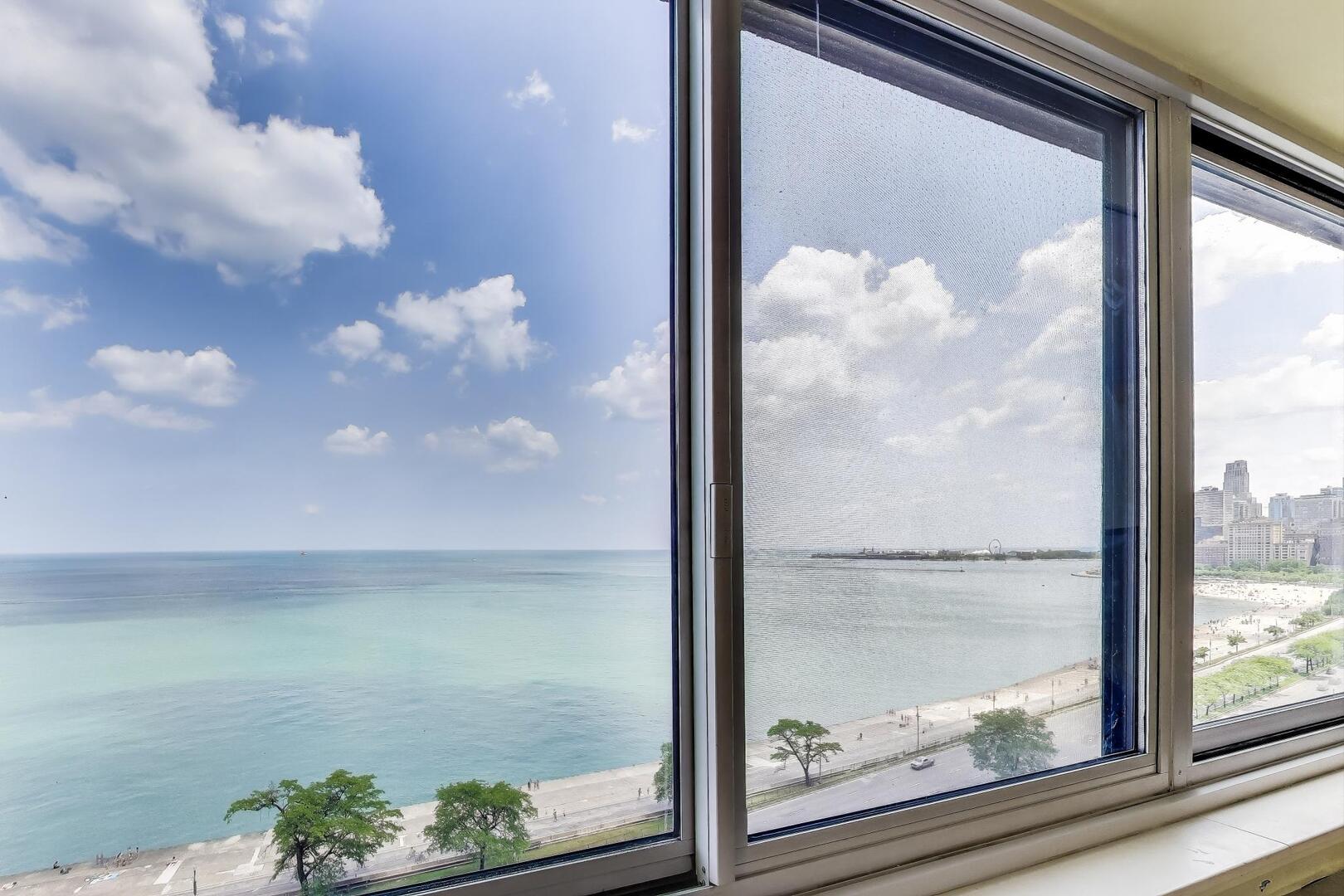 1440 N Lake Shore Drive Unit: 16E