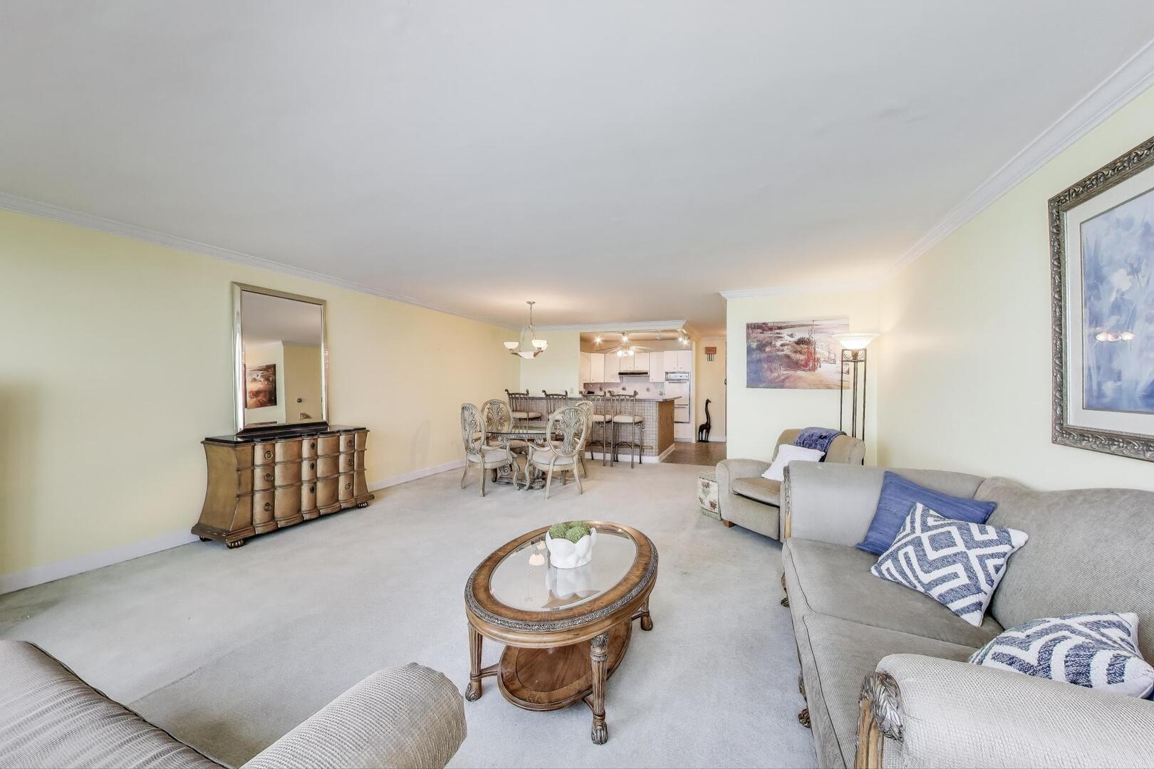 1440 N Lake Shore Drive Unit: 16E