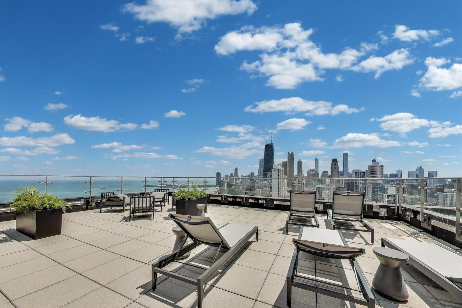1440 N Lake Shore Drive Unit: 16E