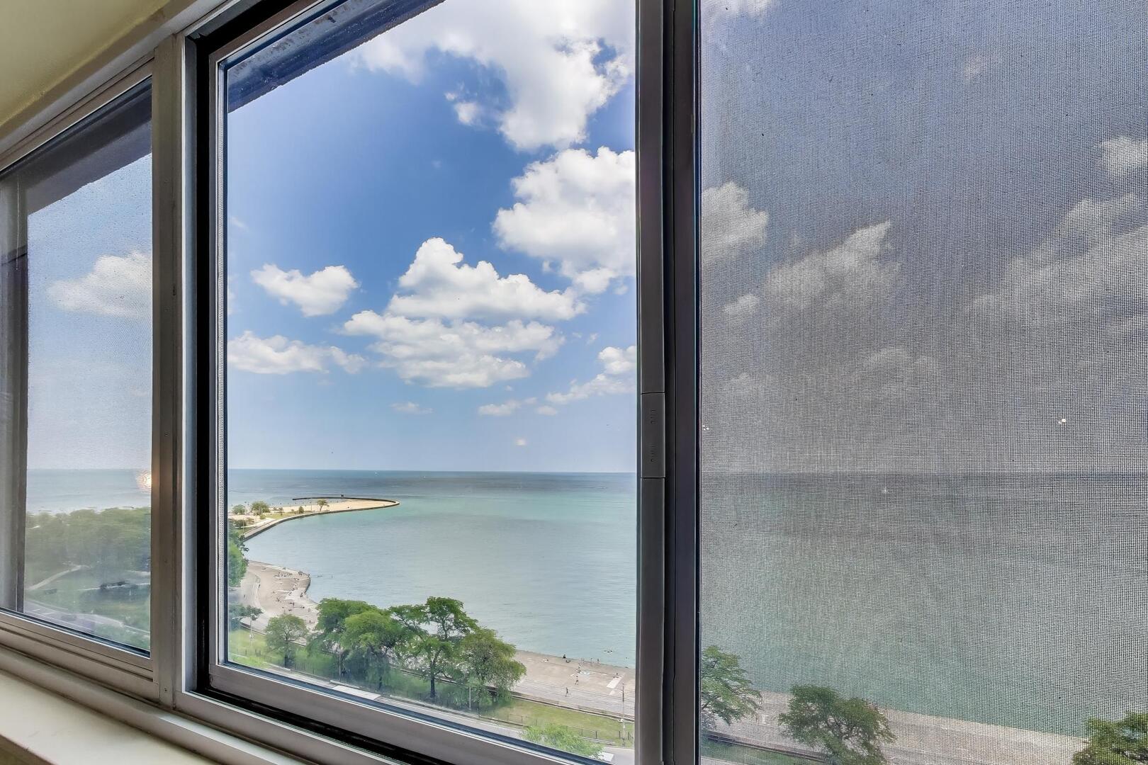 1440 N Lake Shore Drive Unit: 16E