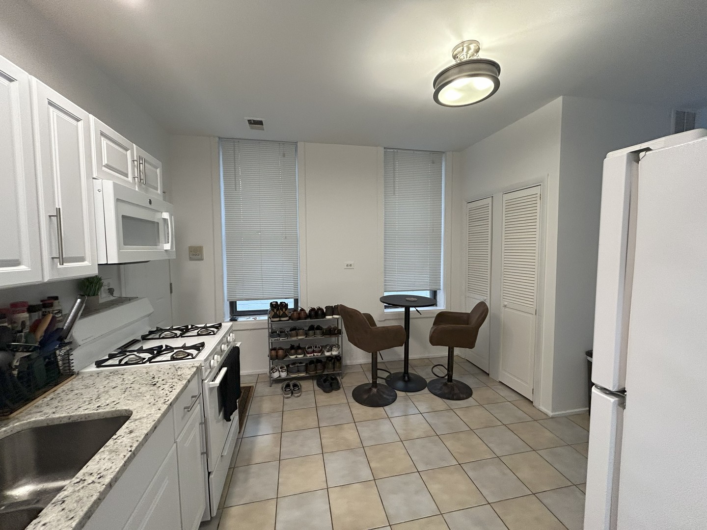 1302 N Cleaver Street Unit: 1R