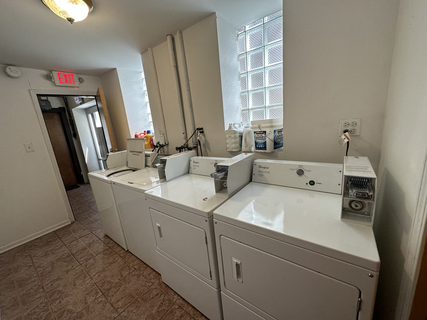 1302 N Cleaver Street Unit: 1R