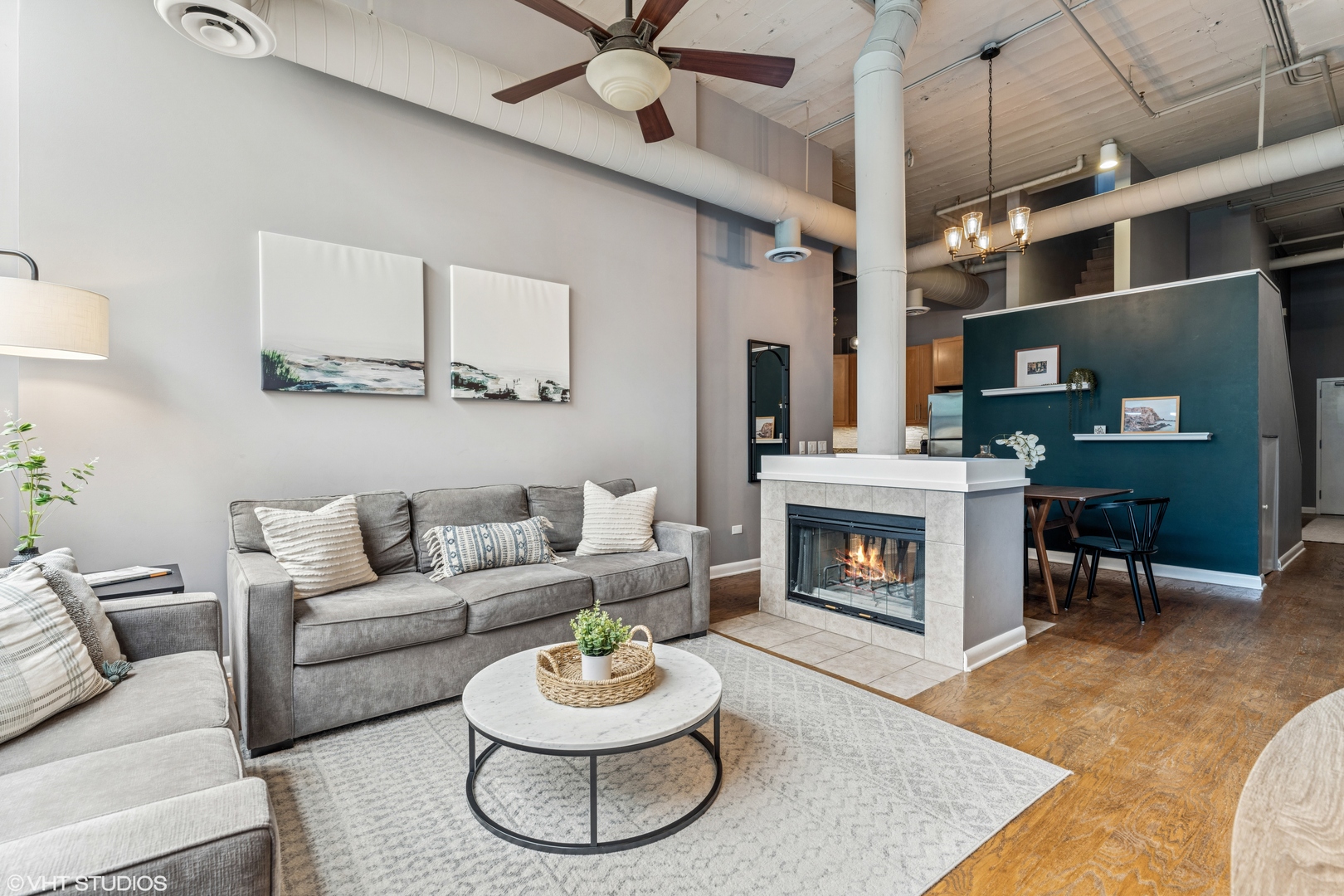 2750 N Wayne Avenue Unit: L