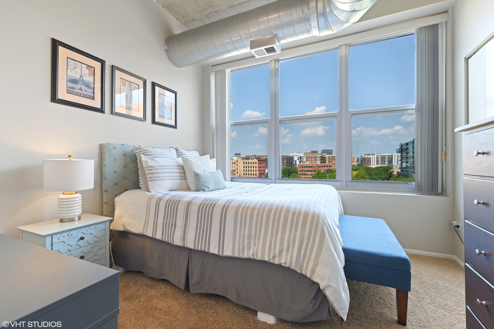 933 W VAN BUREN Street Unit: 527