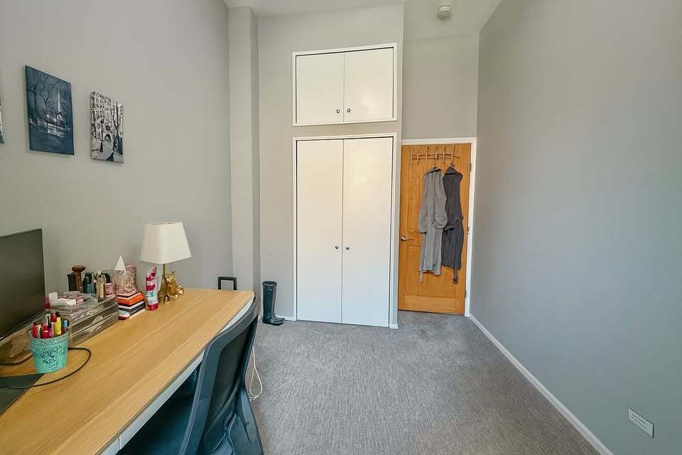 549 W Belden Avenue Unit: 1RE