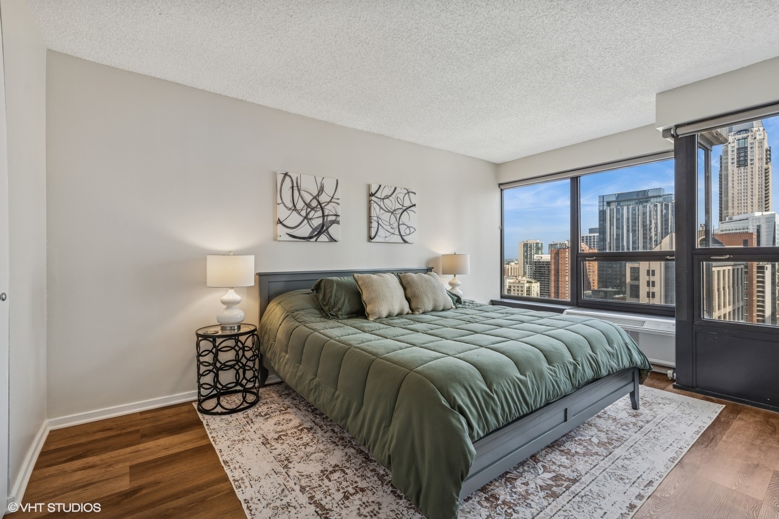 30 E Huron Street Unit: 2508
