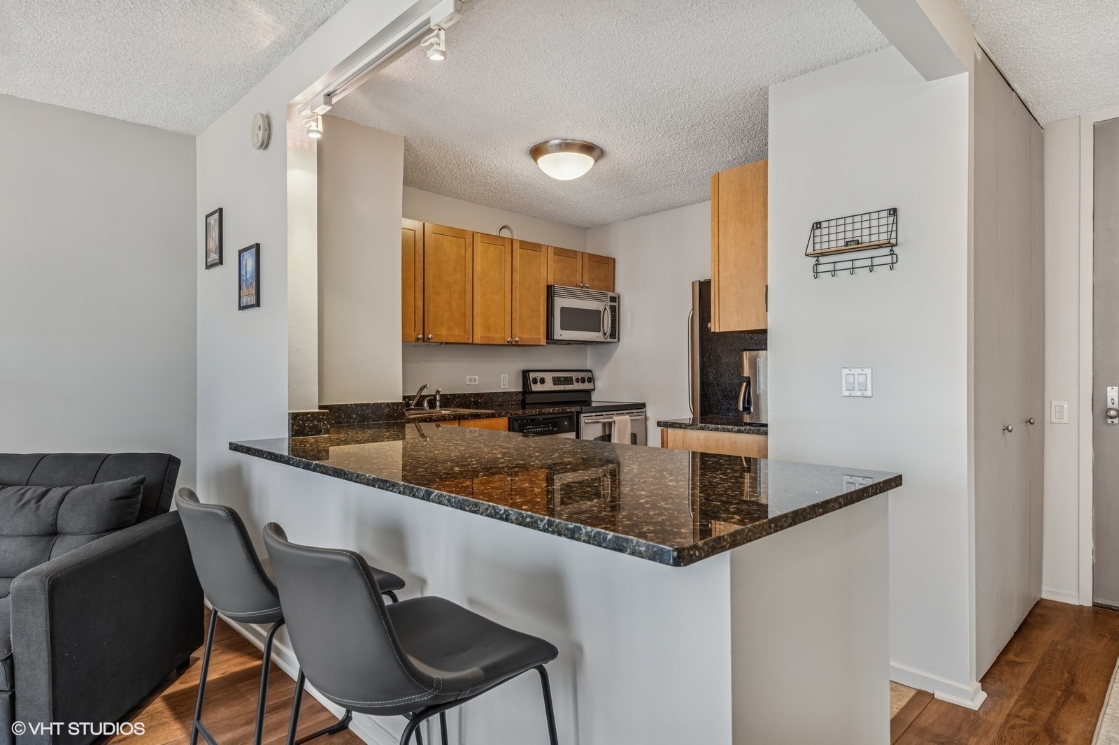 30 E Huron Street Unit: 2508