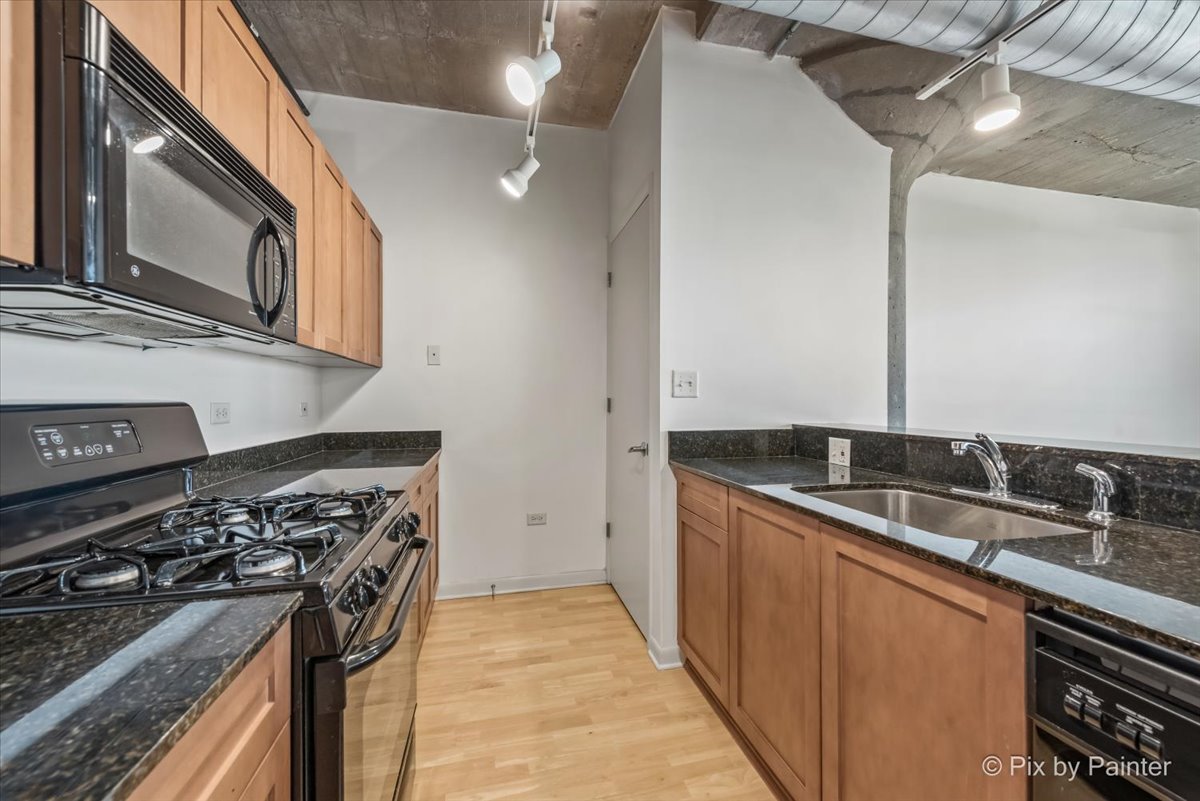 1550 S Blue Island Avenue Unit: 706