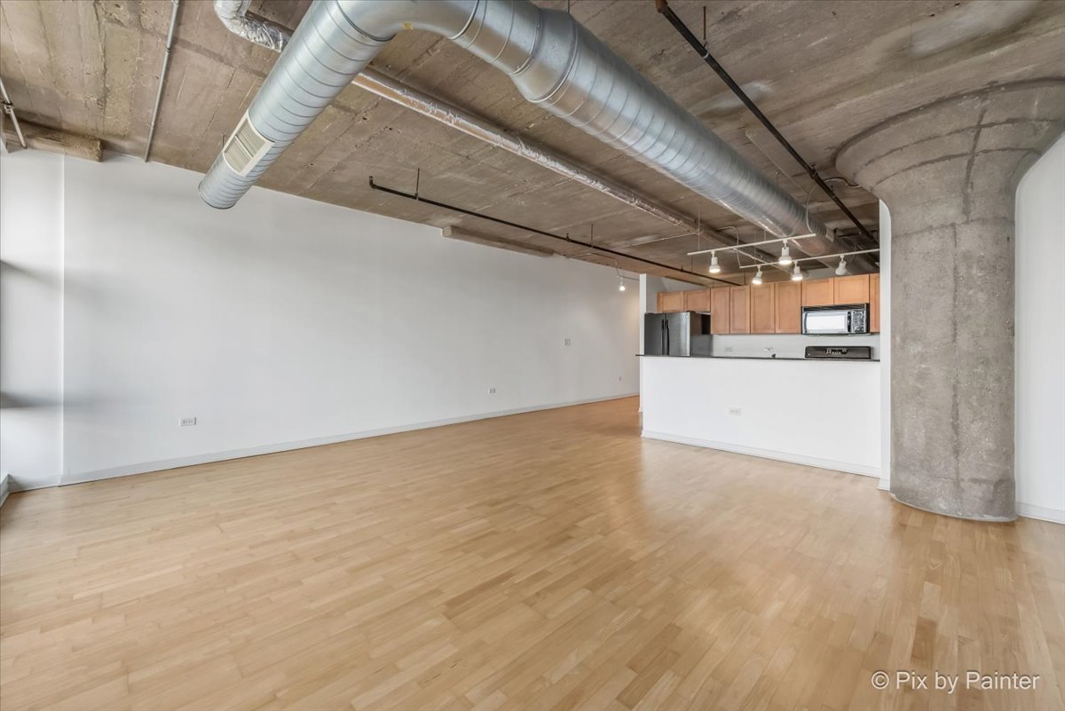 1550 S Blue Island Avenue Unit: 706