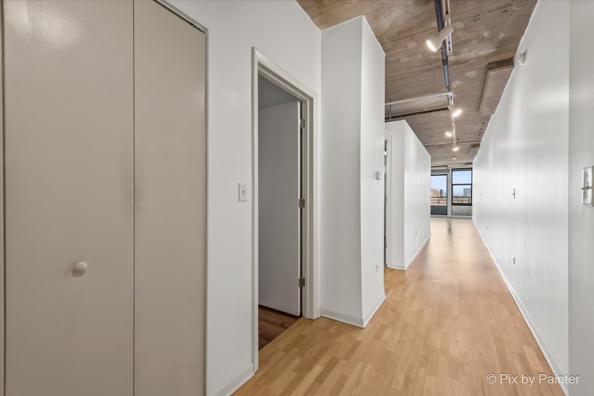 1550 S Blue Island Avenue Unit: 706