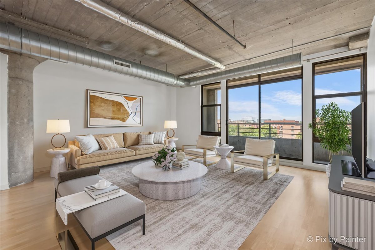 1550 S Blue Island Avenue Unit: 706