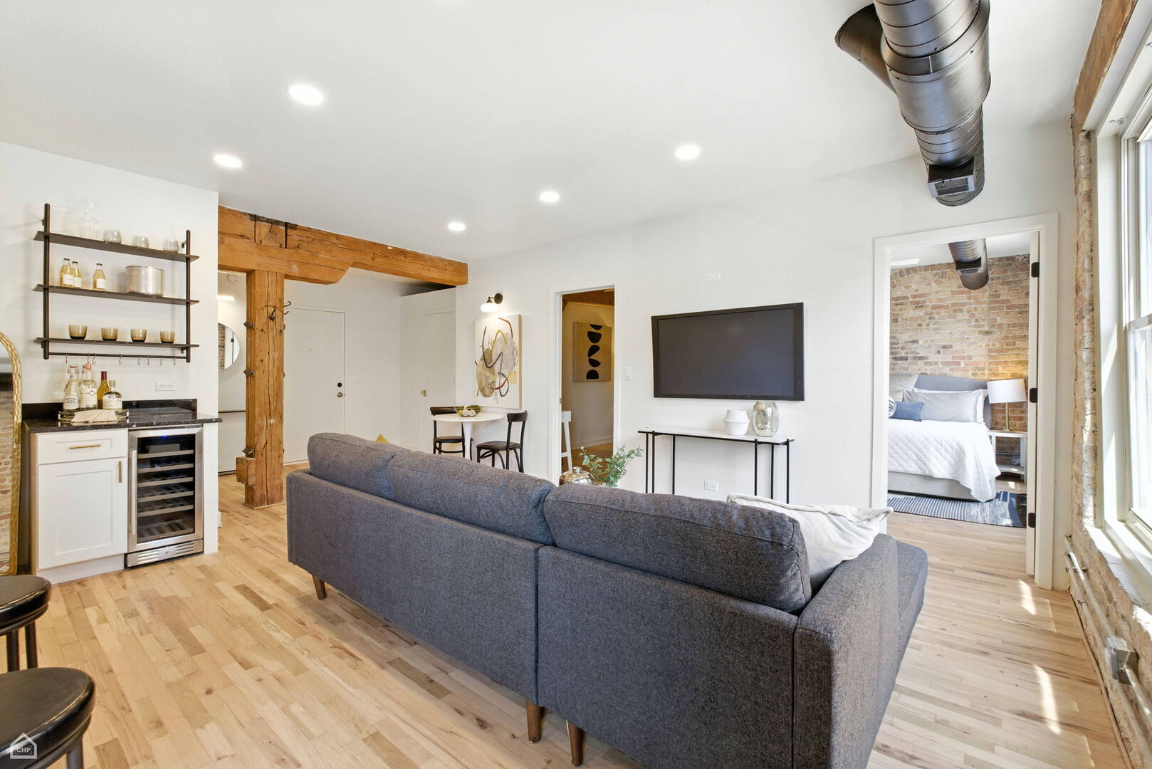 515 N Noble Street Unit: 308