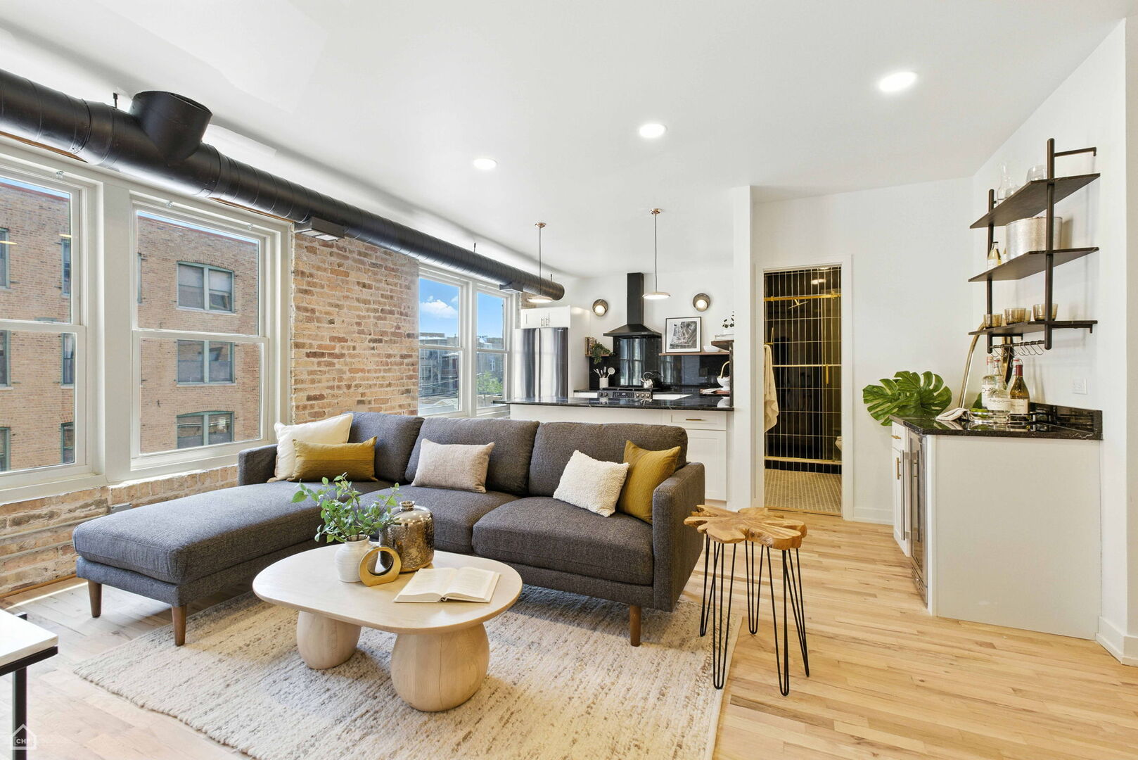 515 N Noble Street Unit: 308