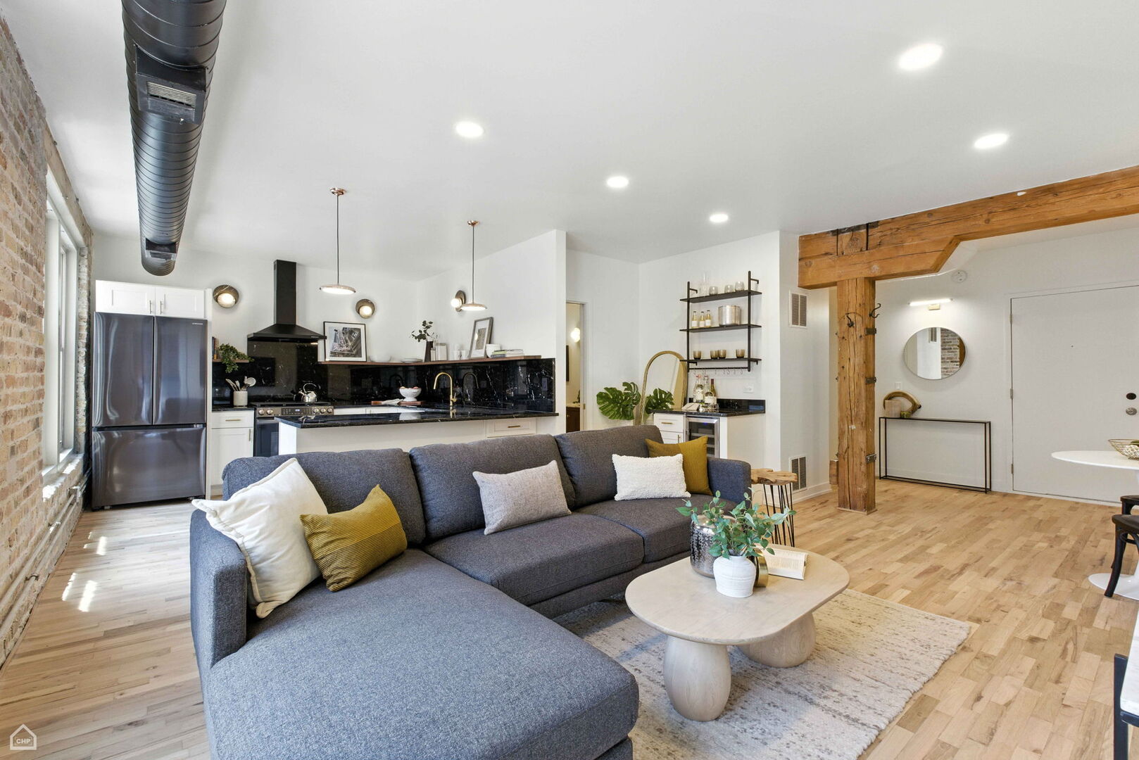 515 N Noble Street Unit: 308