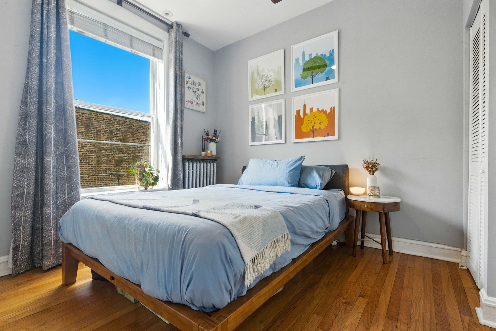 1716 W Leland Avenue Unit: 2F