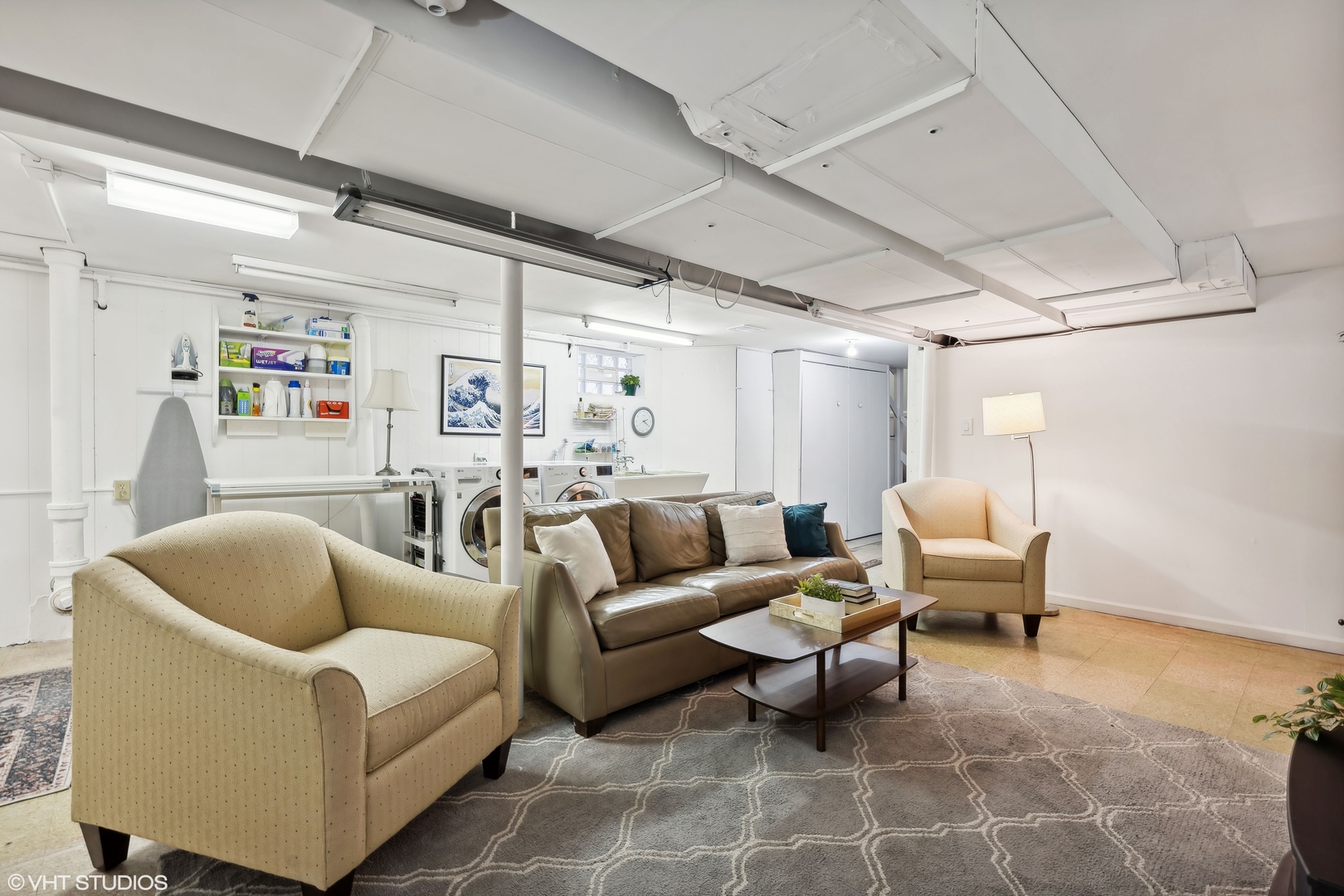 5111 W Argyle Street