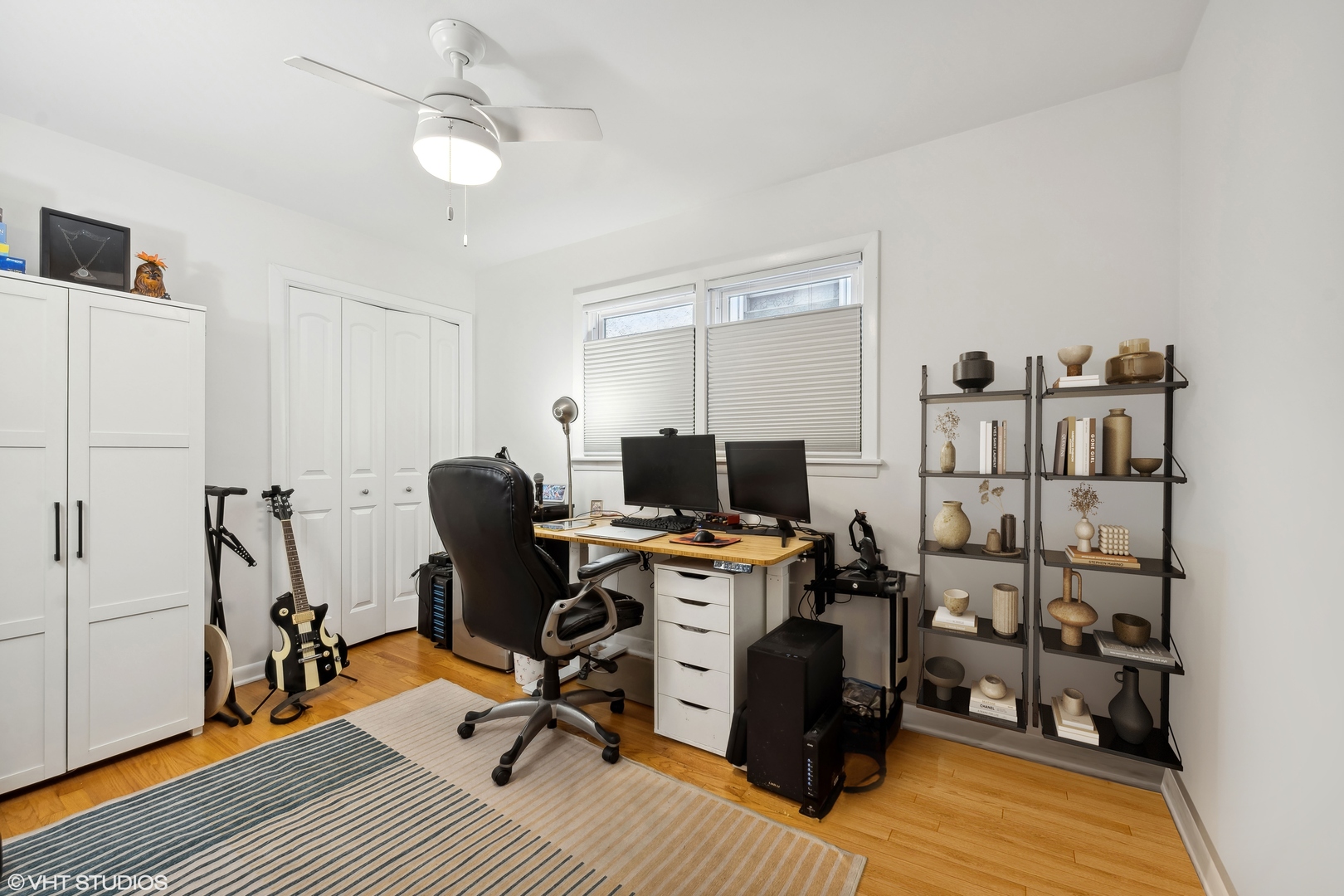 5111 W Argyle Street