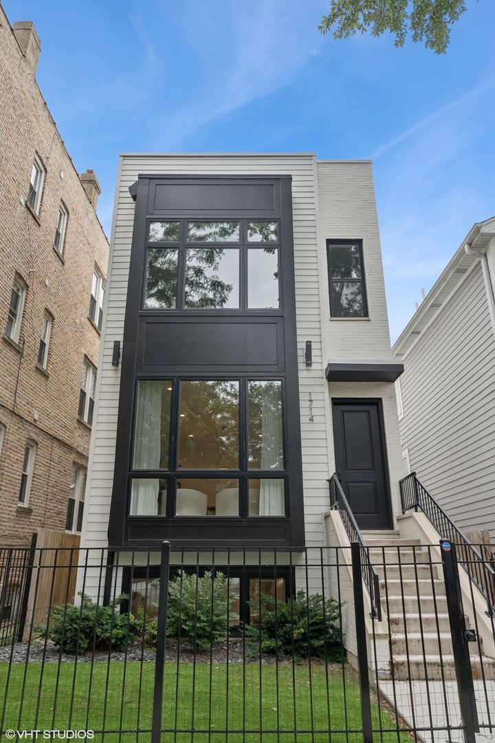 1714 N Washtenaw Avenue Unit: 1