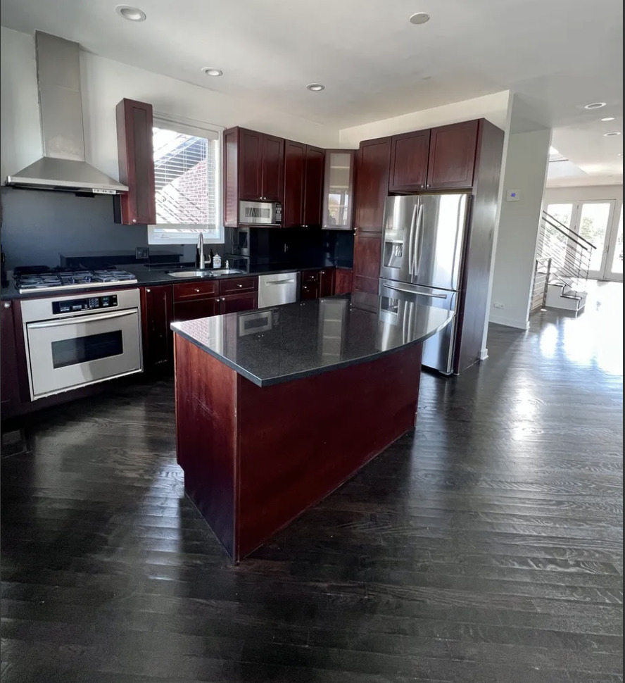 1622 W ONTARIO Street Unit: 2E