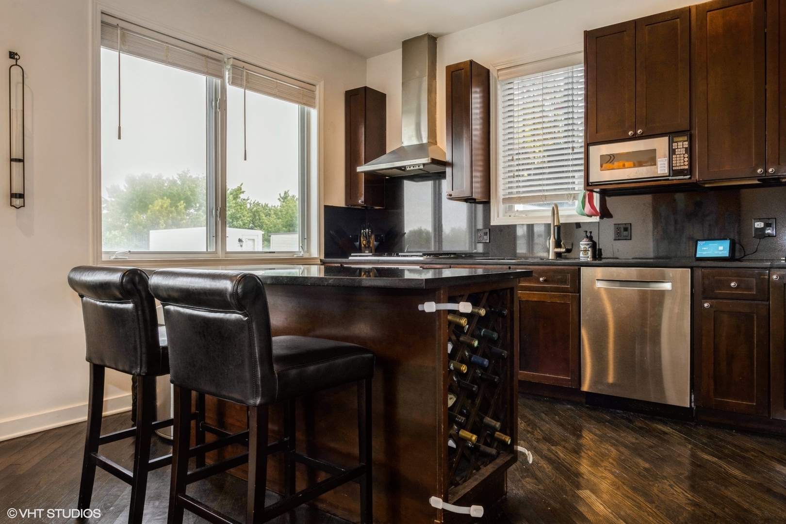 1622 W ONTARIO Street Unit: 2E