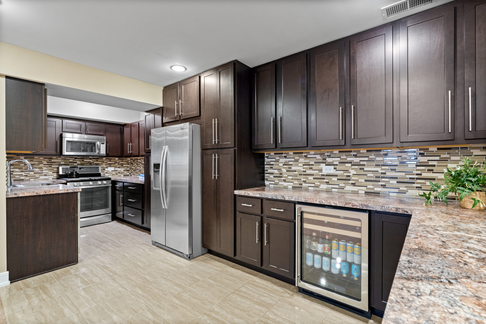 1911 N Lawndale Avenue