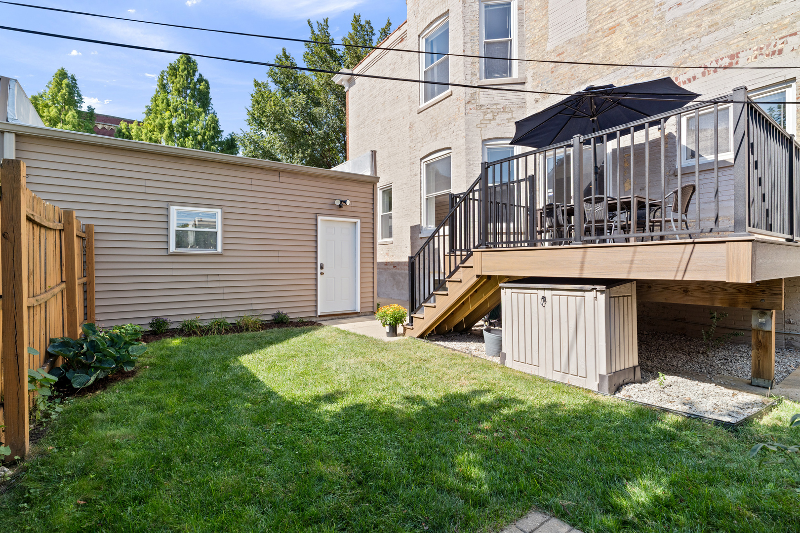 1911 N Lawndale Avenue