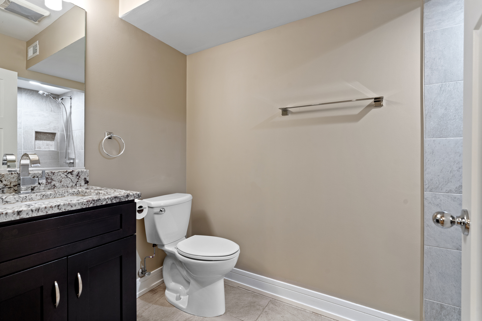 1911 N Lawndale Avenue