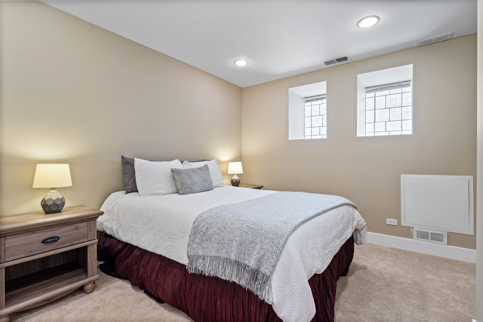 1911 N Lawndale Avenue