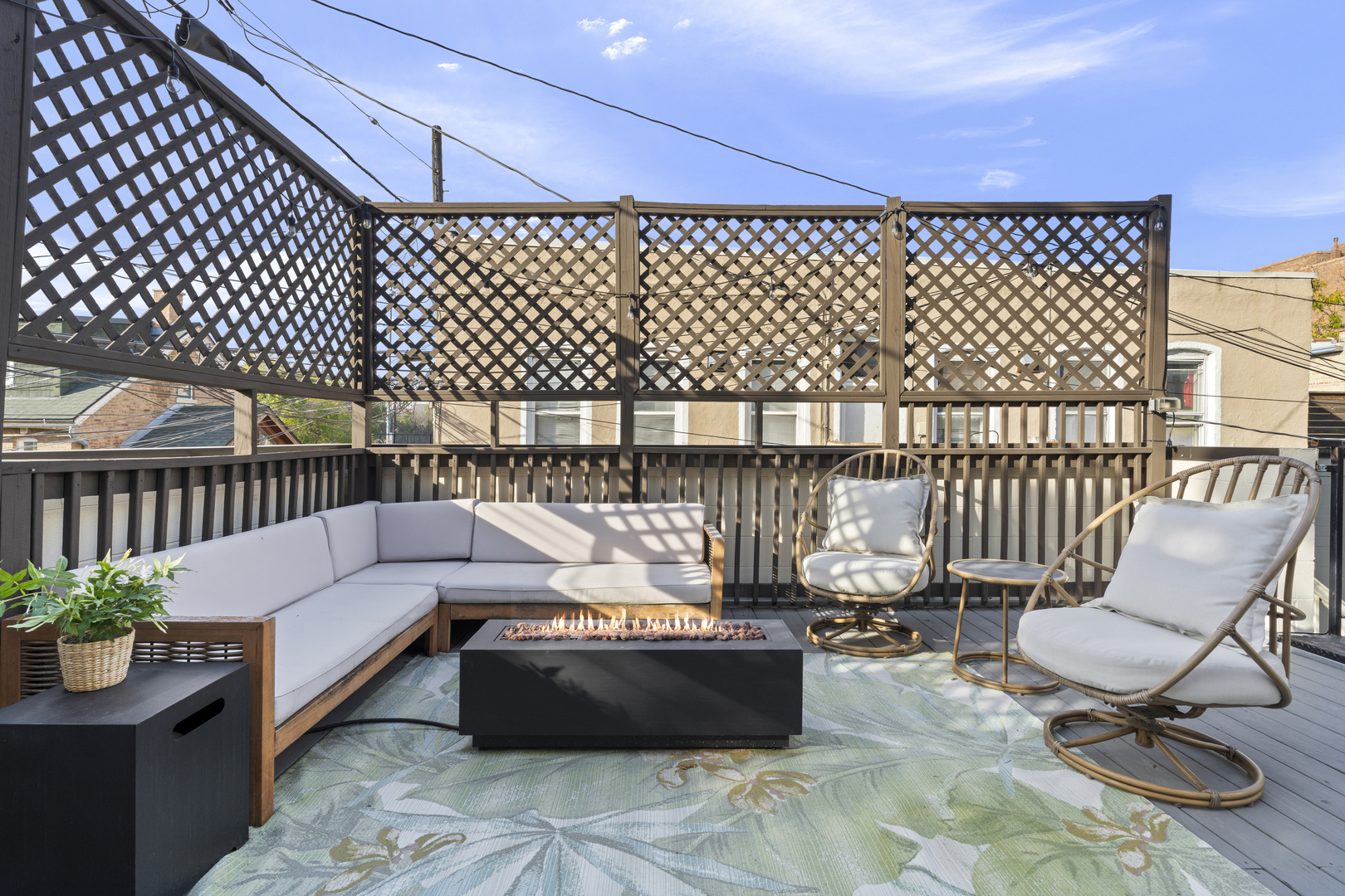 878 N Marshfield Avenue Unit: 1