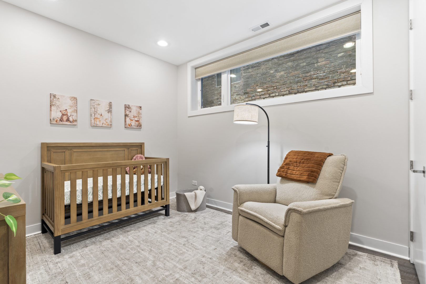 878 N Marshfield Avenue Unit: 1