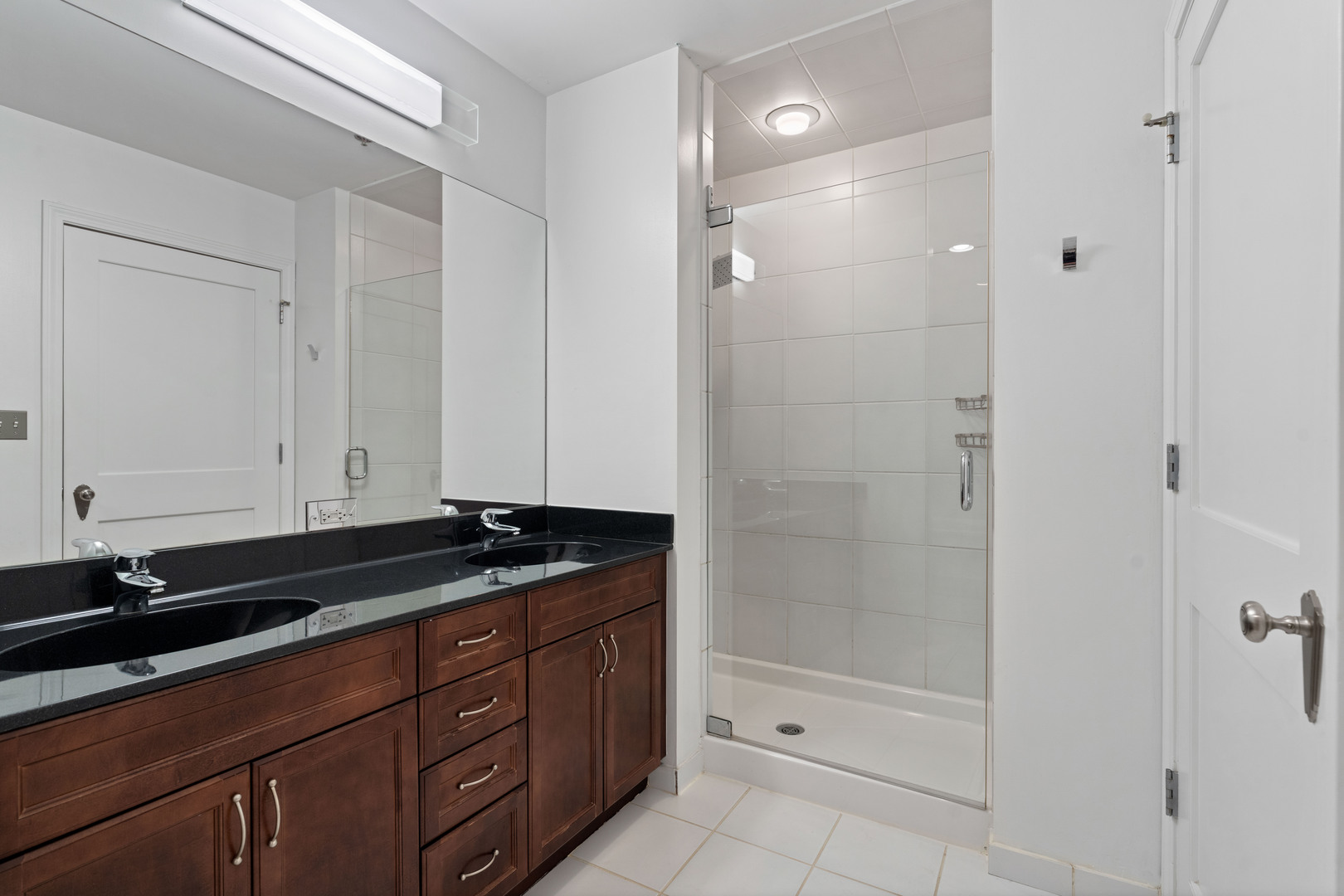 1250 S MICHIGAN Avenue Unit: 2204