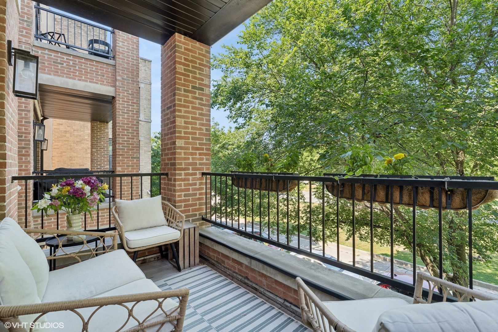 1717 N Humboldt Boulevard Unit: 2N