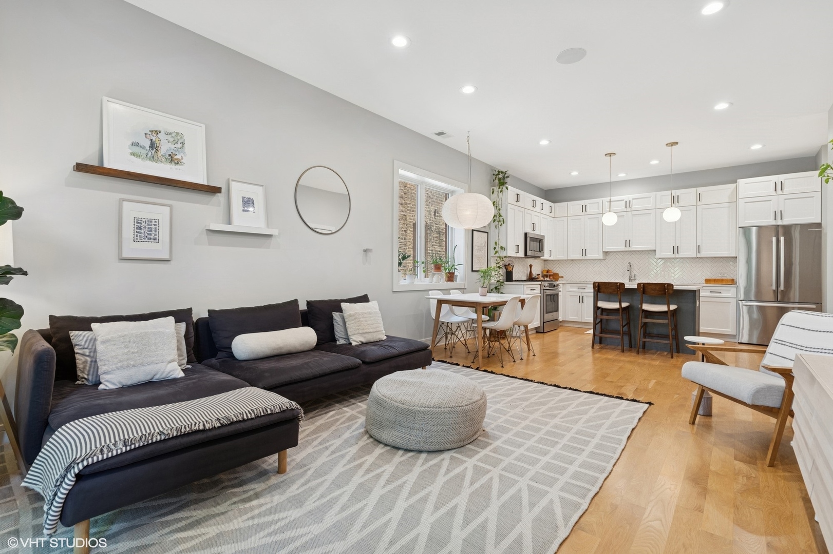 1717 N Humboldt Boulevard Unit: 2N